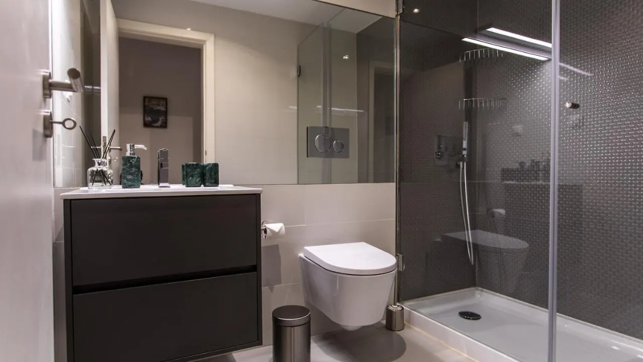 Lx Design Apartment Near Congress Center Lisboa Alojamento de Acomodação e Pequeno-almoço