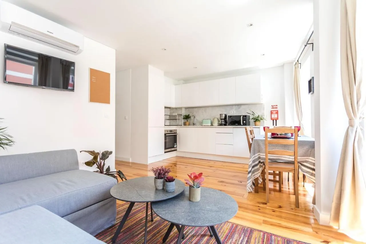 Lisboa Lx Design Apartment Near Congress Center 0*,  البرتغال